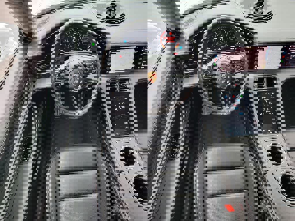 Used 2021 Porsche Taycan Turbo image 14