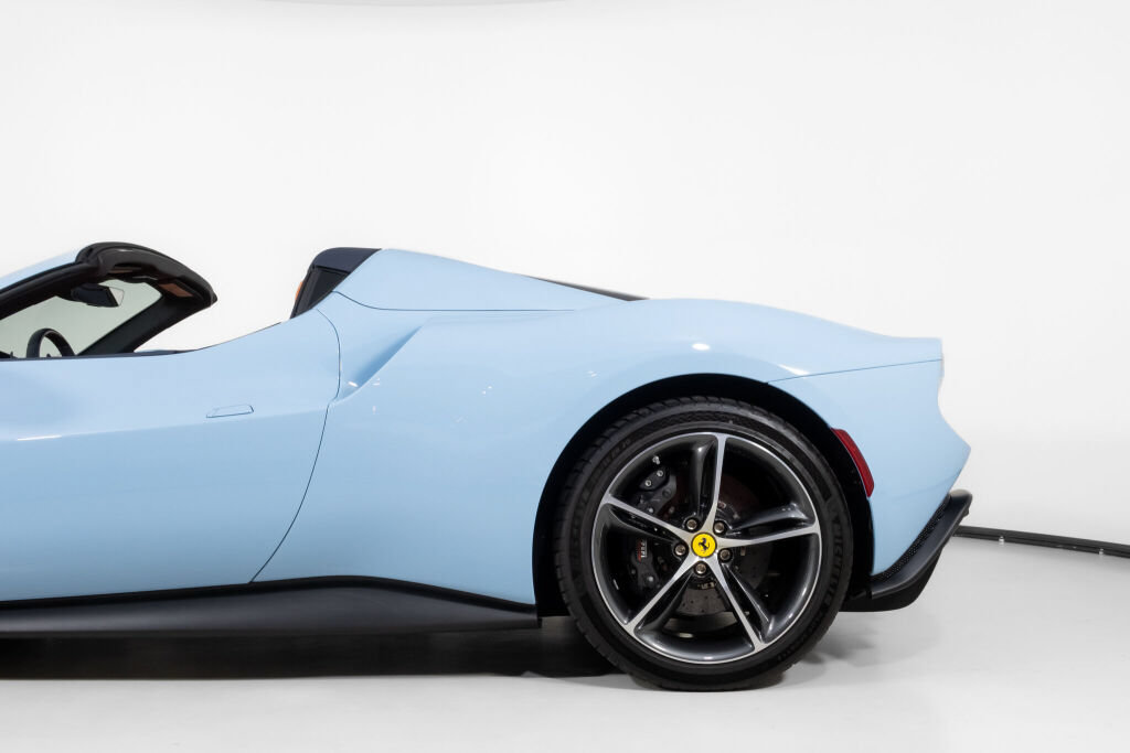 Used 2024 Ferrari 296 GTS RWD image 17