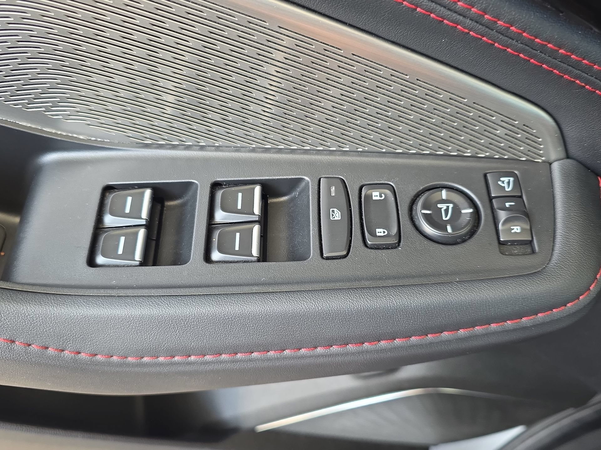 Used 2022 Acura MDX A-Spec AWD/4WD image 27