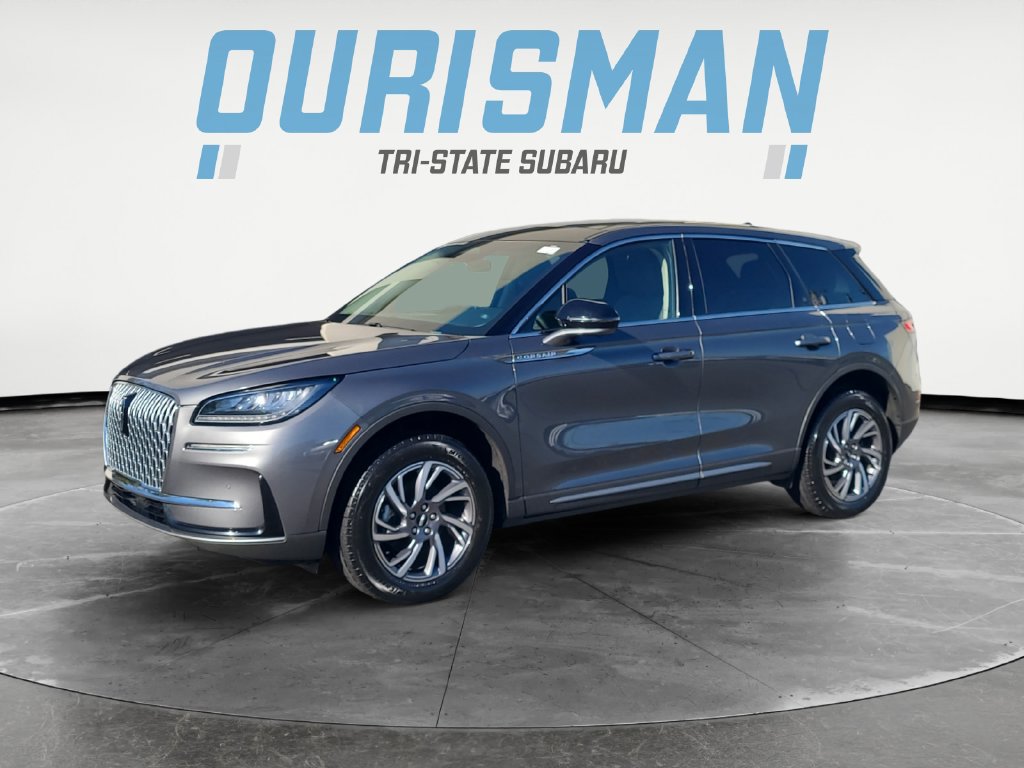 Used 2023 Lincoln Corsair AWD w/ Equipment Group 101A image 2