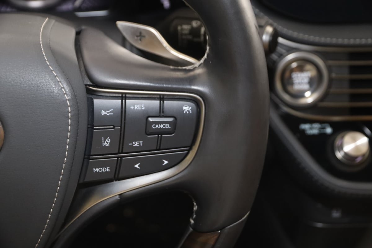 Used 2022 Lexus LS 500 AWD w/ Interior Upgrade Package image 36