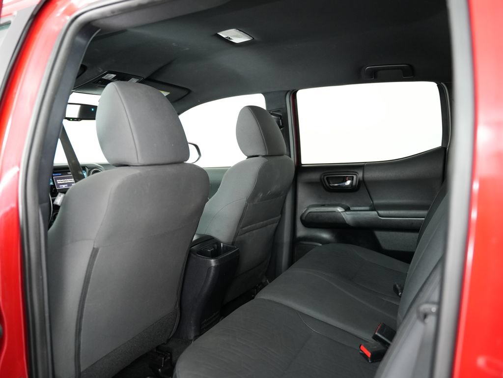 Used 2017 Toyota Tacoma TRD Sport w/ Tow Package (A/T) AWD/4WD image 36