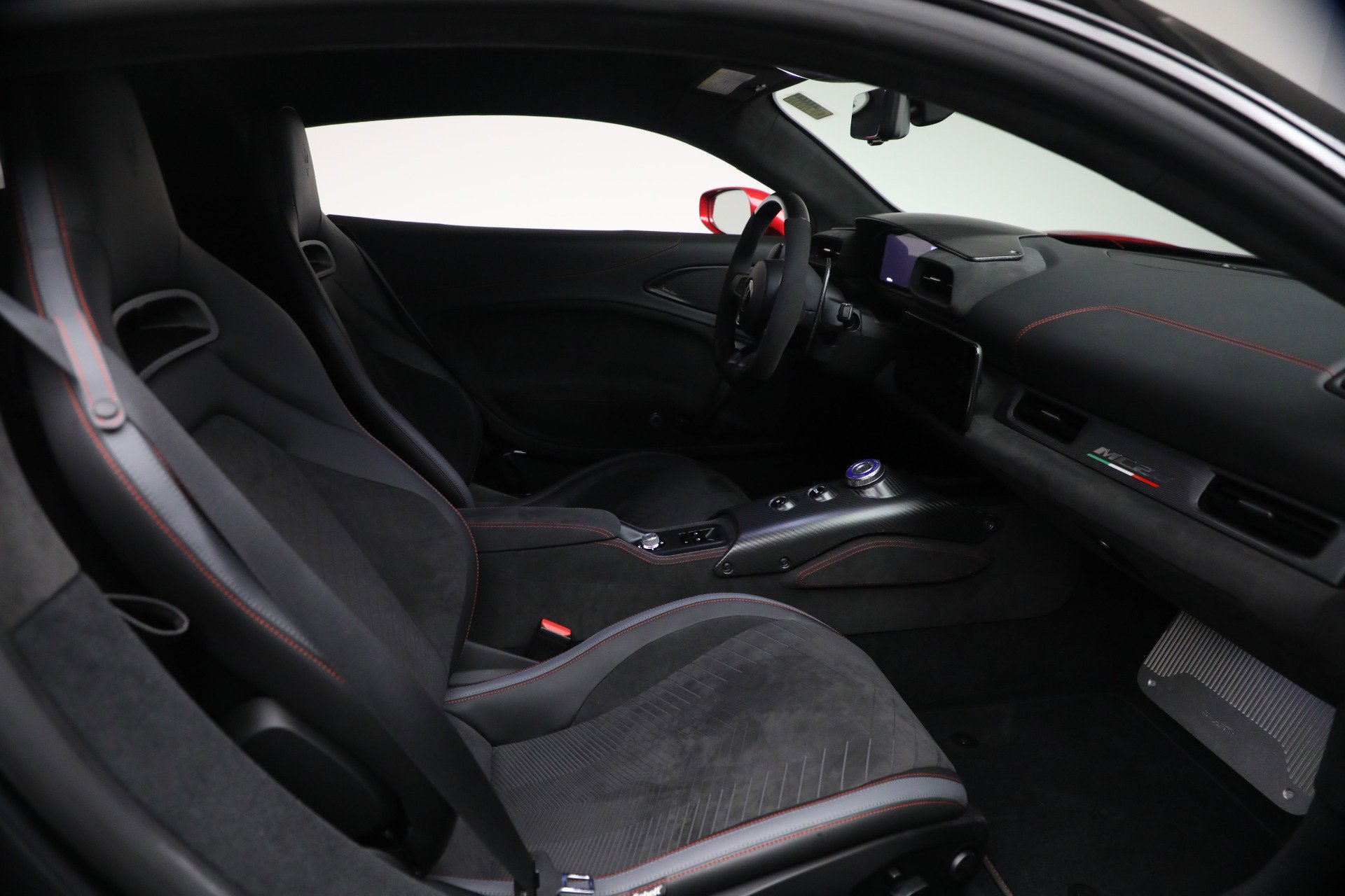 Certified 2022 Maserati MC20 Coupe image 20