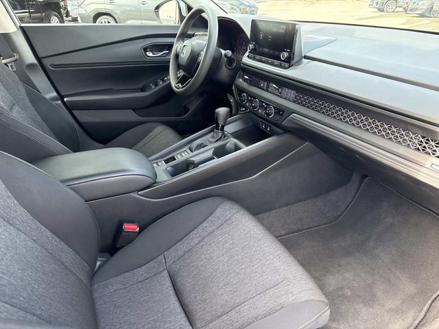 Used 2024 Honda Accord EX image 19