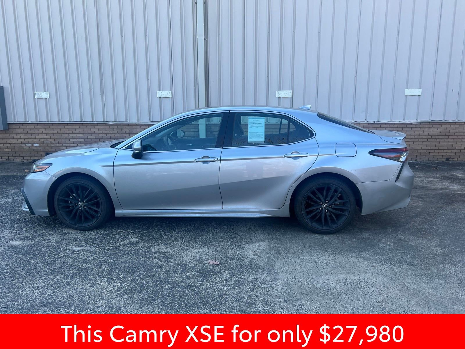 Used 2023 Toyota Camry XSE image 23