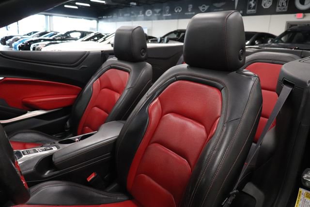 Used 2017 Chevrolet Camaro LT RWD image 18