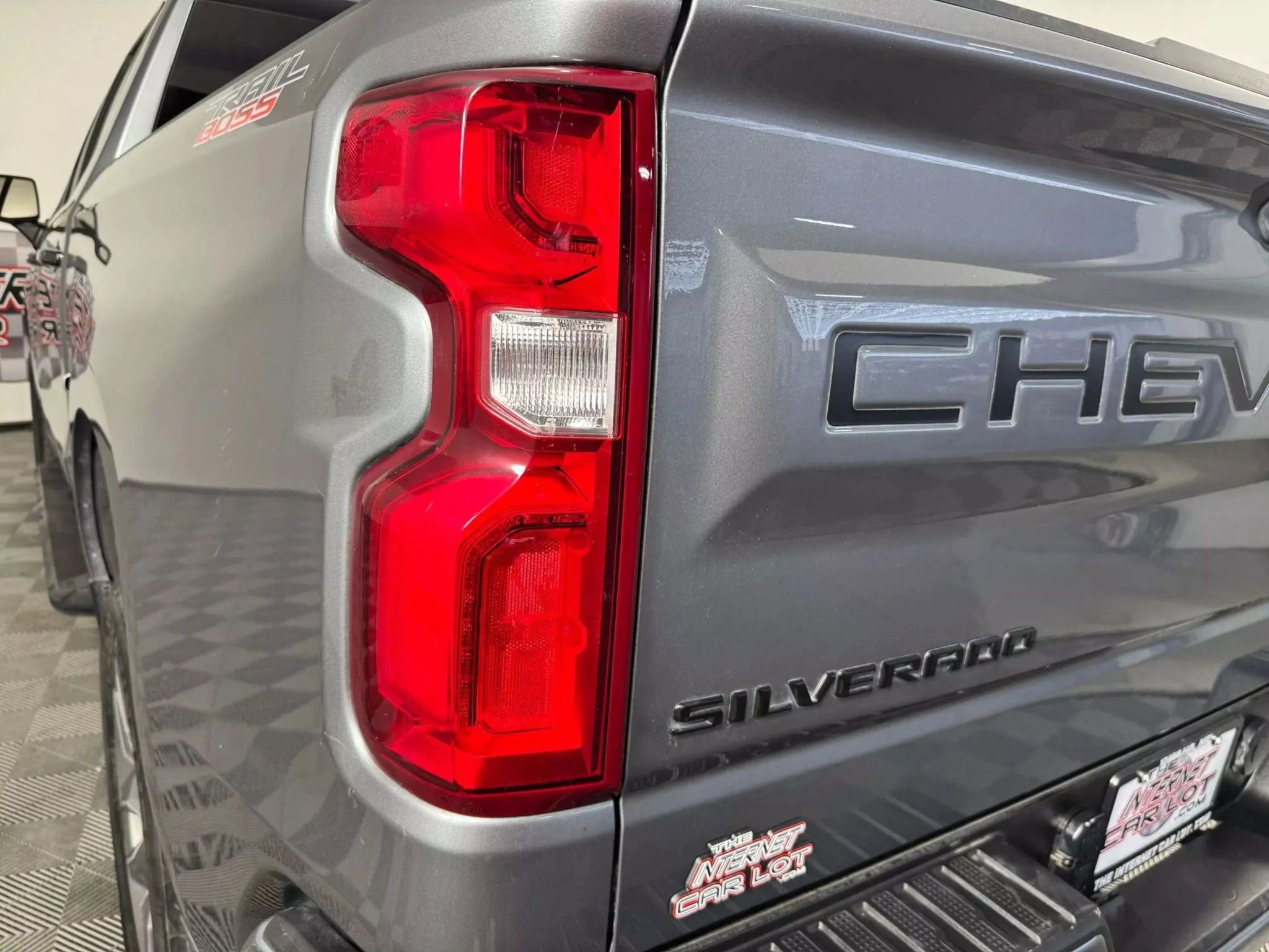 Used 2021 Chevrolet Silverado 1500 LT Trail Boss w/ Bed Protection Package AWD/4WD image 27