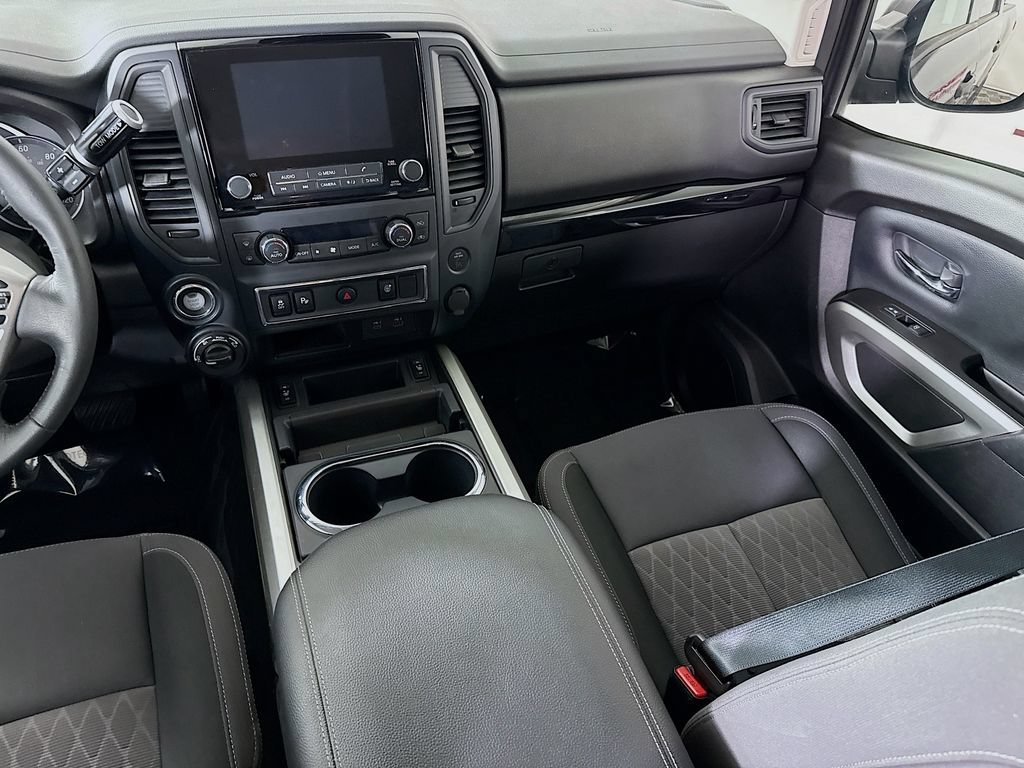 Certified 2024 Nissan Titan SV w/ SV Convenience Package AWD/4WD image 25
