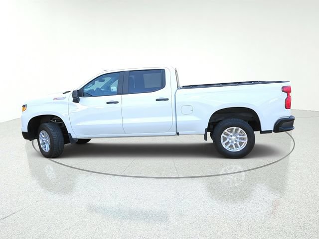 Used 2024 Chevrolet Silverado 1500 Custom Trail Boss AWD/4WD image 2