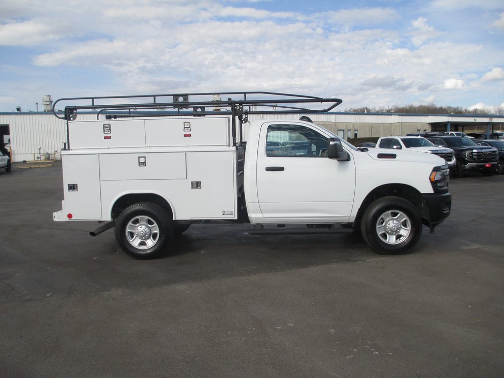 Used 2024 RAM 3500 Tradesman w/ Safety Group image 4