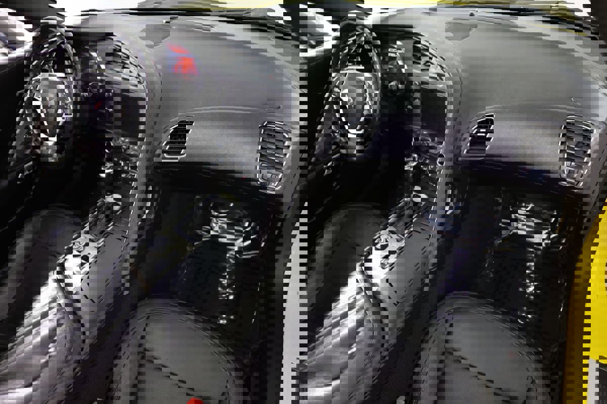 Used 2015 Chevrolet Corvette Stingray Coupe w/ 2LT Preferred Equipment Group image 30