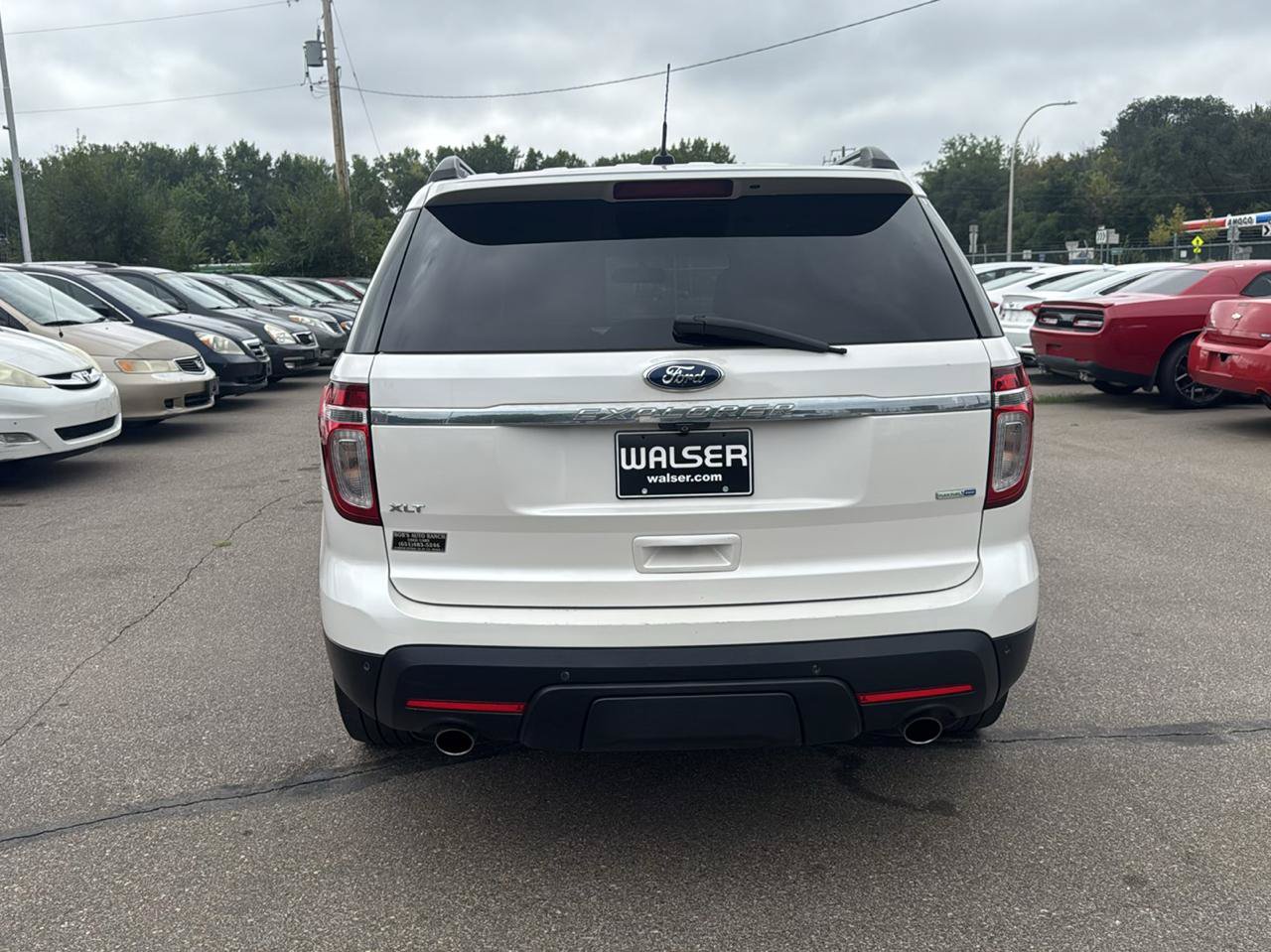 Used 2015 Ford Explorer XLT w/ Equipment Group 202A AWD/4WD image 6