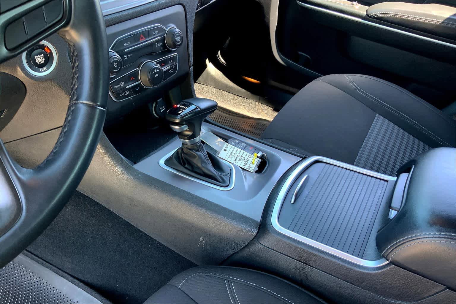 Used 2023 Dodge Charger SXT RWD image 15