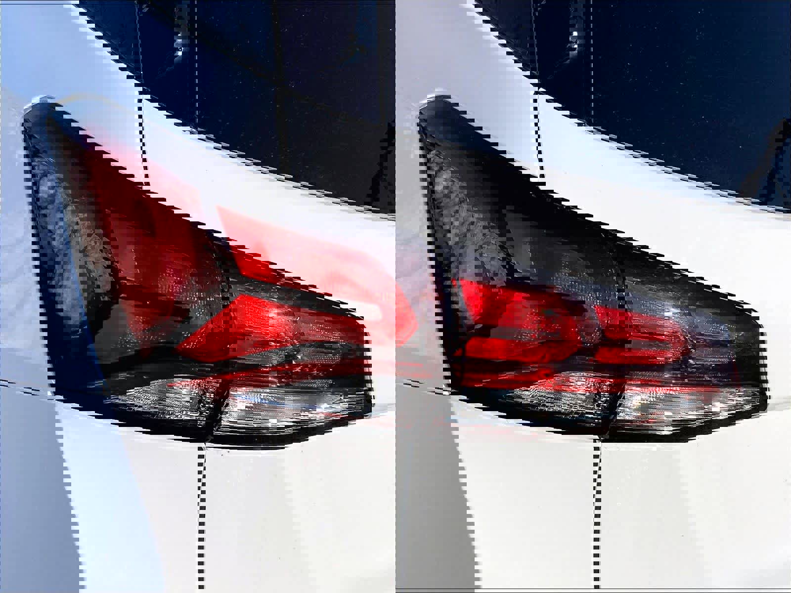 Used 2023 Chevrolet Equinox LT image 31