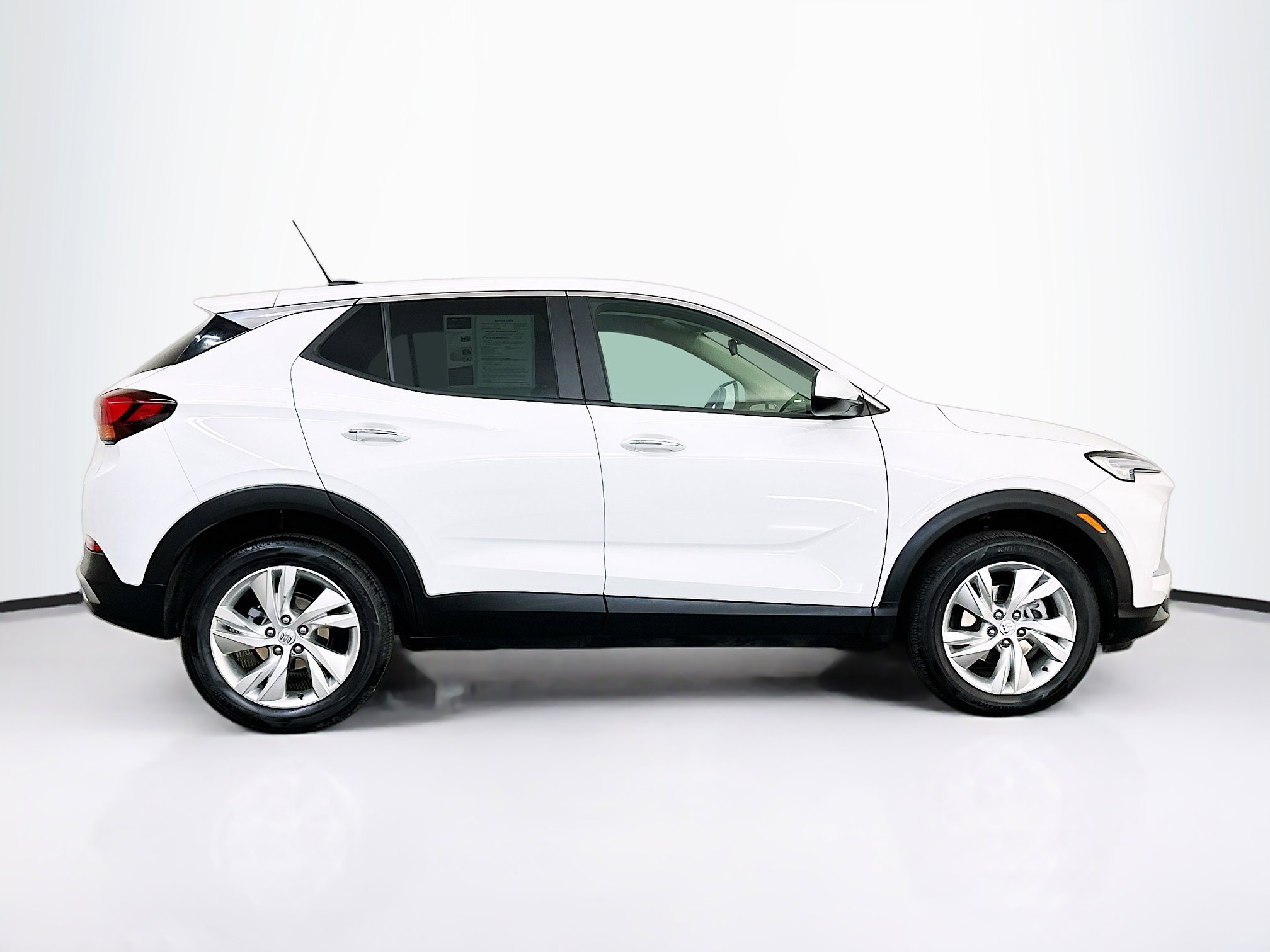 Used 2025 Buick Encore GX Preferred image 10