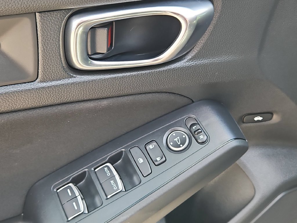 Used 2025 Honda Civic Sport image 10