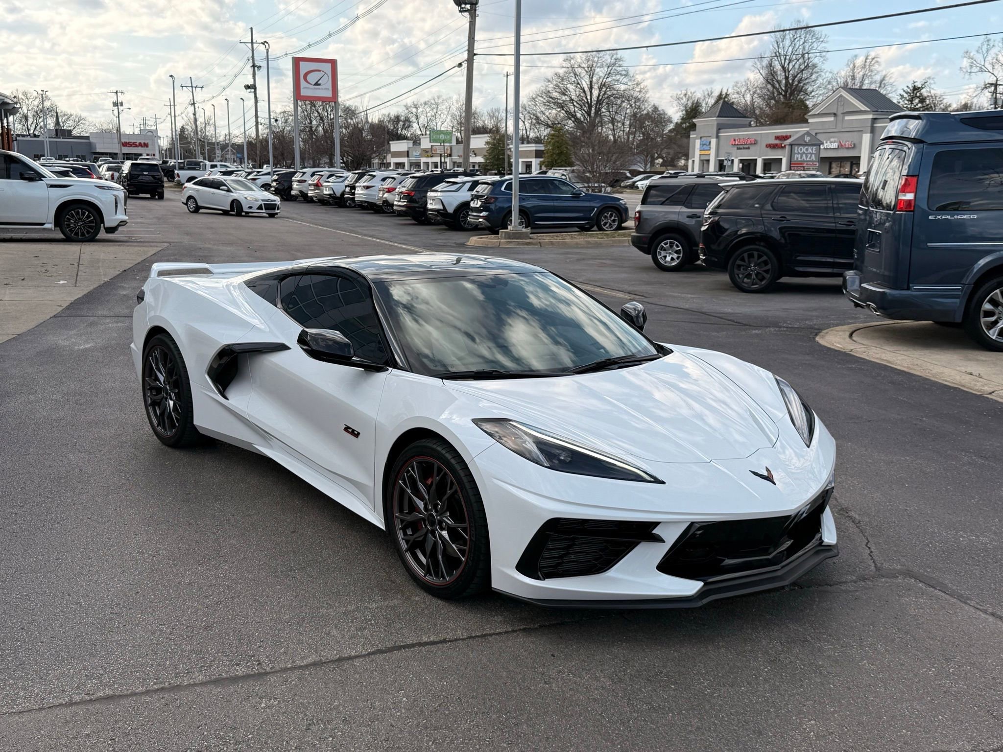 Used 2023 Chevrolet Corvette Stingray w/ Z51 Performance Package image 20