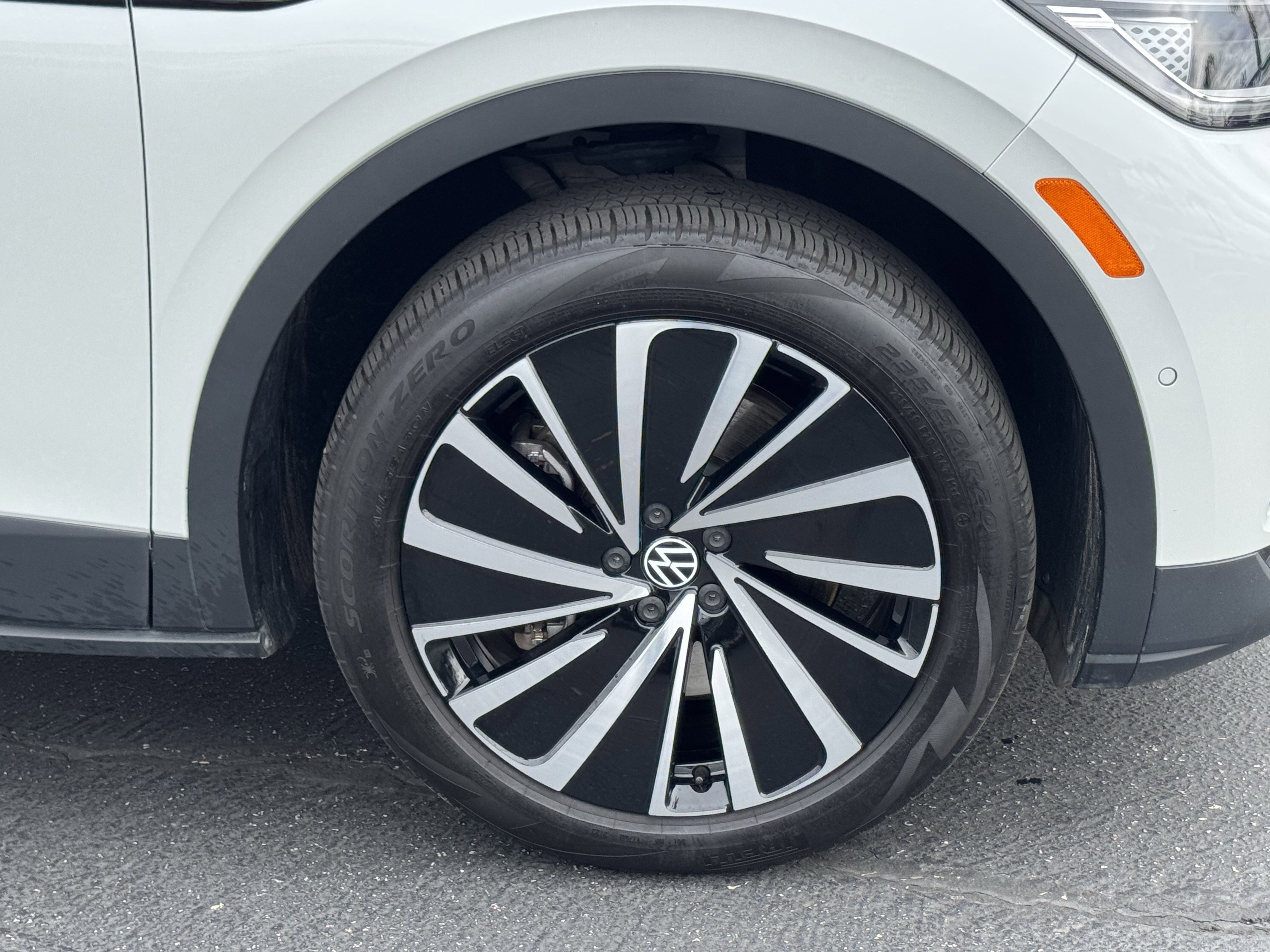 Certified 2023 Volkswagen ID.4 Pro S Plus image 12