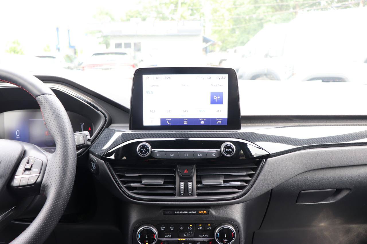 Used 2025 Ford Escape ST-Line Select AWD/4WD image 19