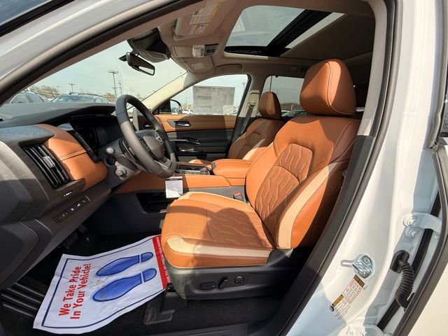 New 2026 Nissan Pathfinder Platinum w/ Cargo Package image 12