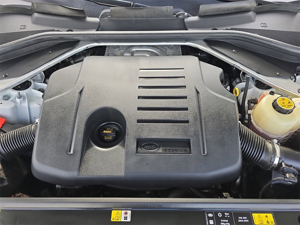Certified 2024 Land Rover Range Rover Sport Dynamic SE image 32