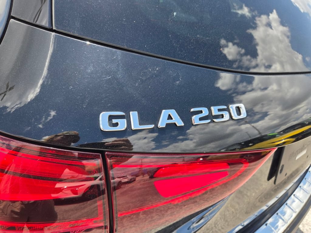 Used 2024 Mercedes-Benz GLA 250 image 11
