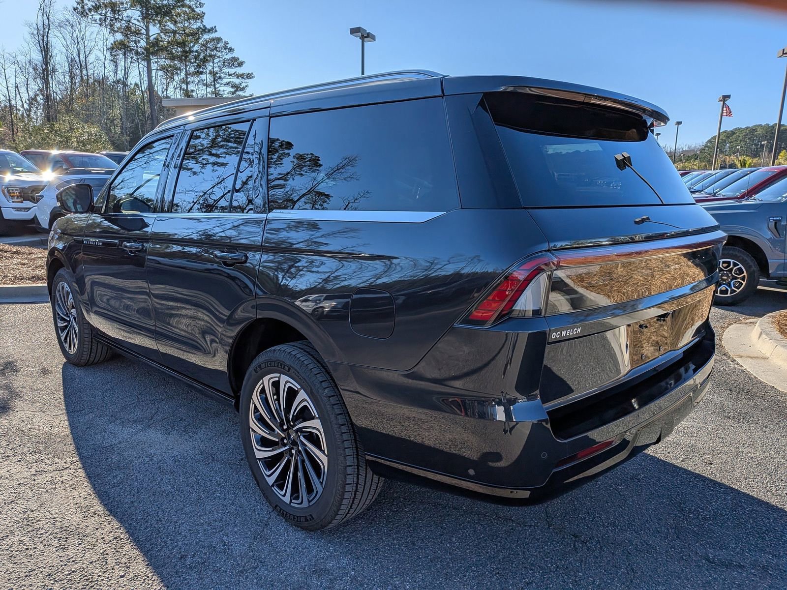 Used 2025 Lincoln Navigator Black Label image 7