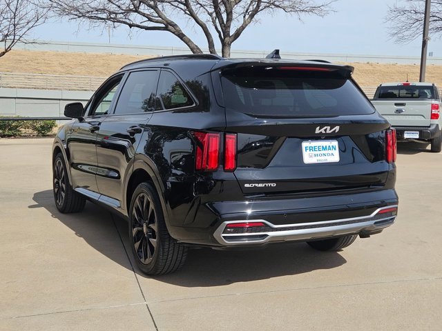 Used 2023 Kia Sorento SX image 7