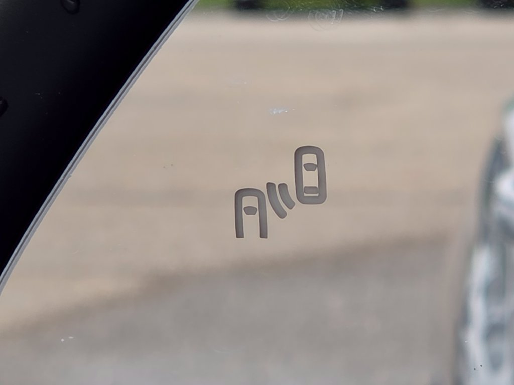 New 2026 Volkswagen Atlas Cross Sport SE AWD/4WD image 8