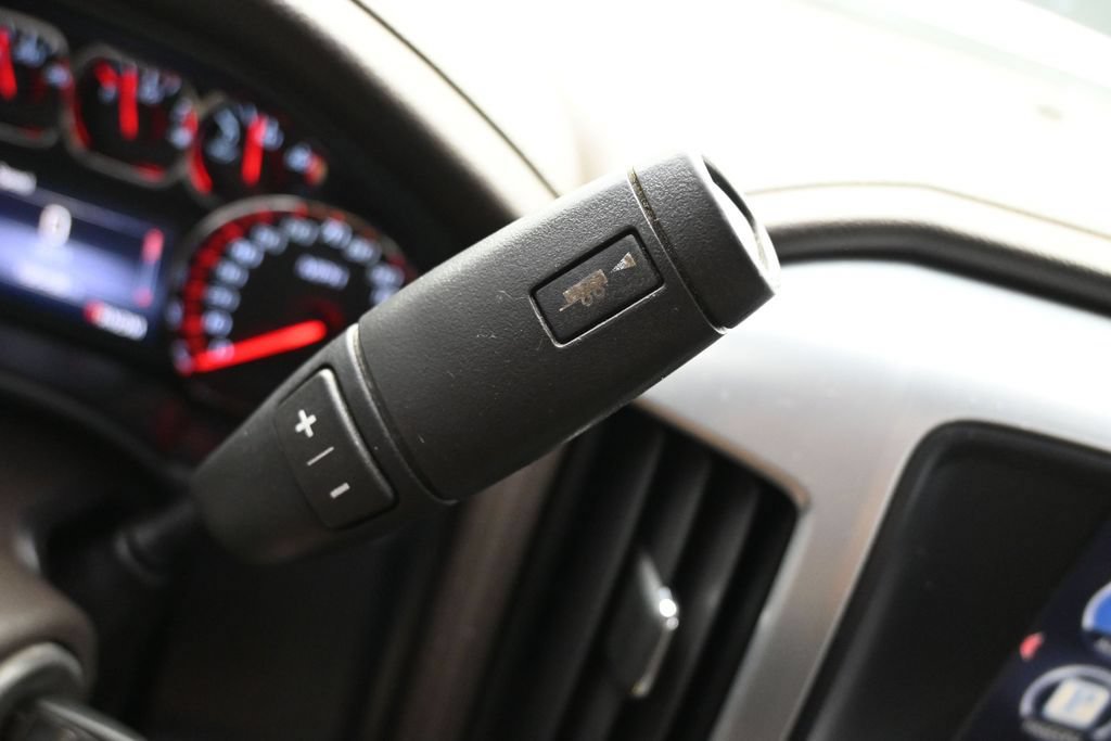 Used 2014 GMC Sierra 1500 SLT w/ SLT Preferred Package AWD/4WD image 24