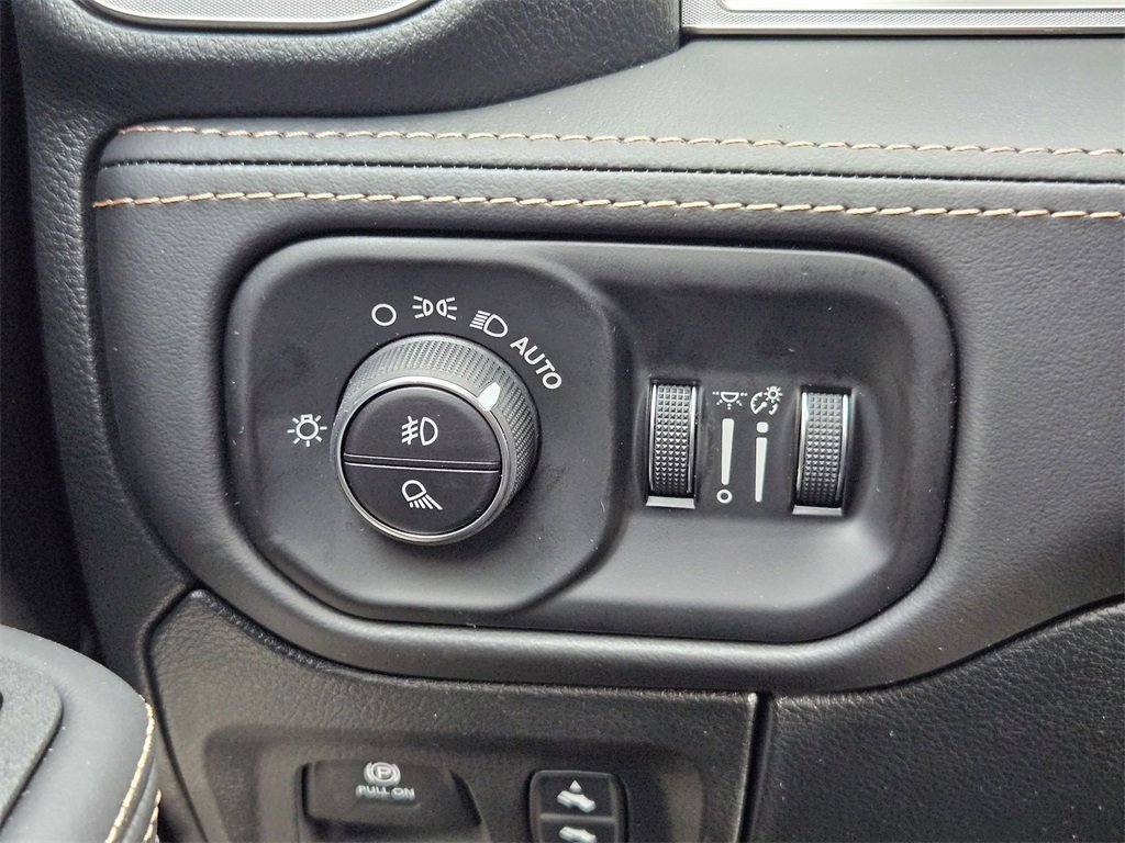 New 2026 RAM 1500 Tungsten w/ Towing Technology Group image 19