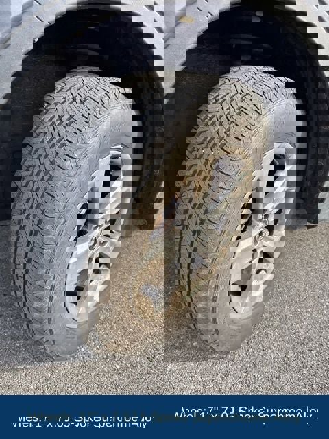 Used 2015 Toyota RAV4 XLE image 16