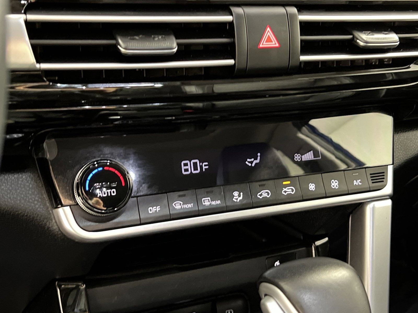 Used 2023 Kia Seltos EX image 21