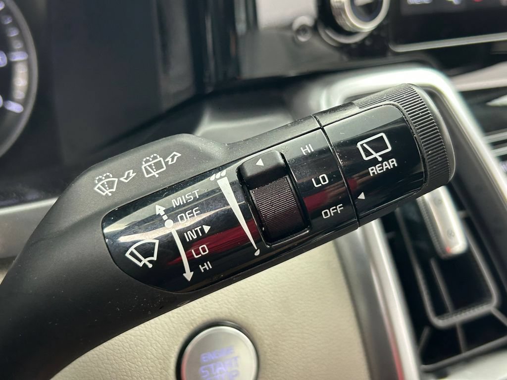 Used 2023 Kia Sorento S FWD image 29