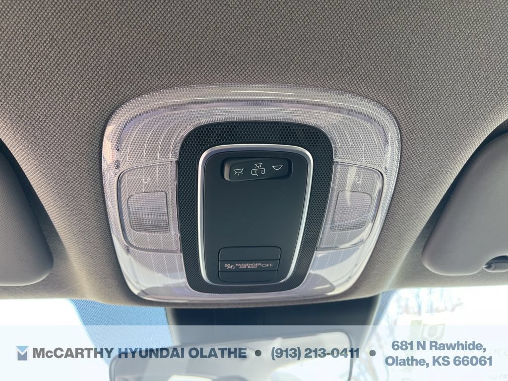 Used 2025 Hyundai Elantra Sport FWD image 29