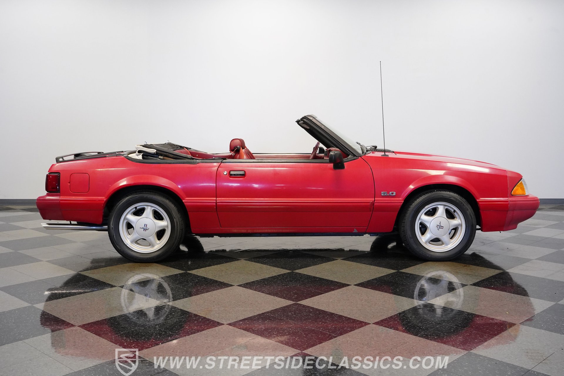 Used 1992 Ford Mustang LX RWD image 15