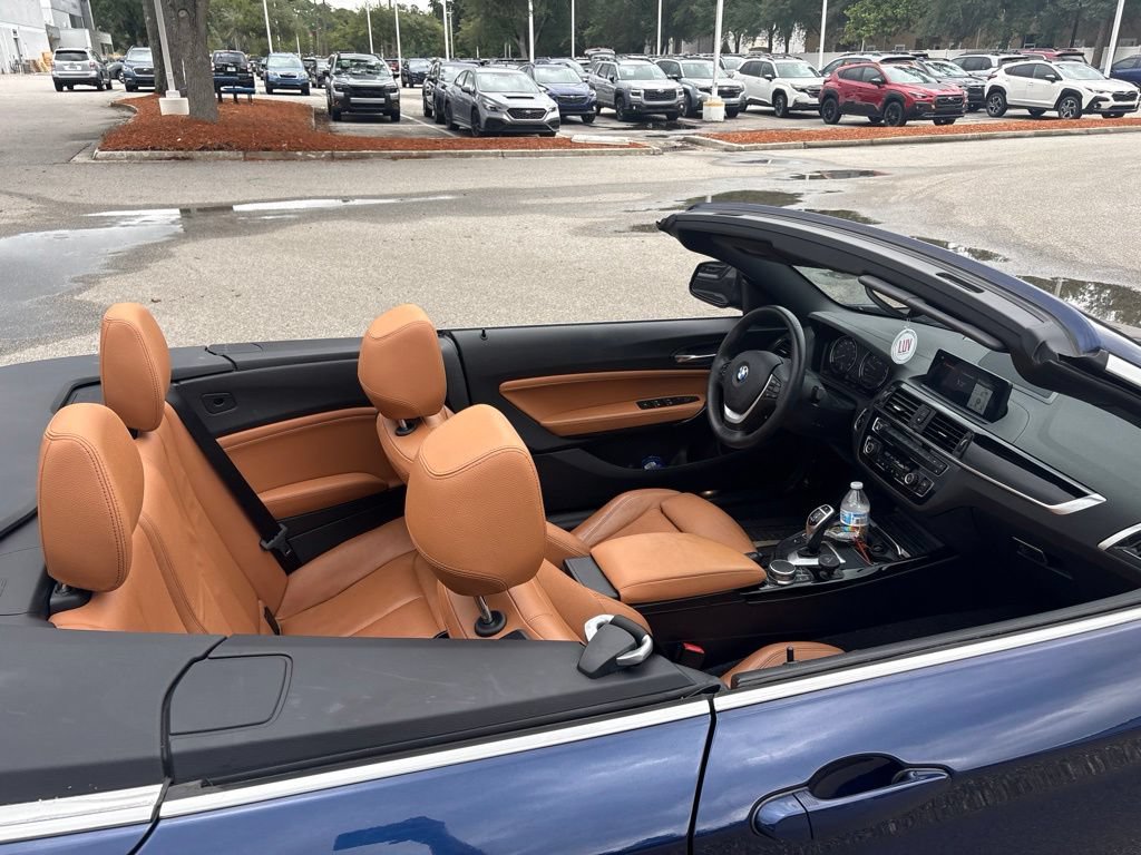Used 2019 BMW 230i xDrive Convertible w/ Premium Package AWD/4WD image 4