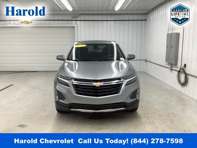 Used 2023 Chevrolet Equinox LT w/ LPO, Floor Liner Package image 2