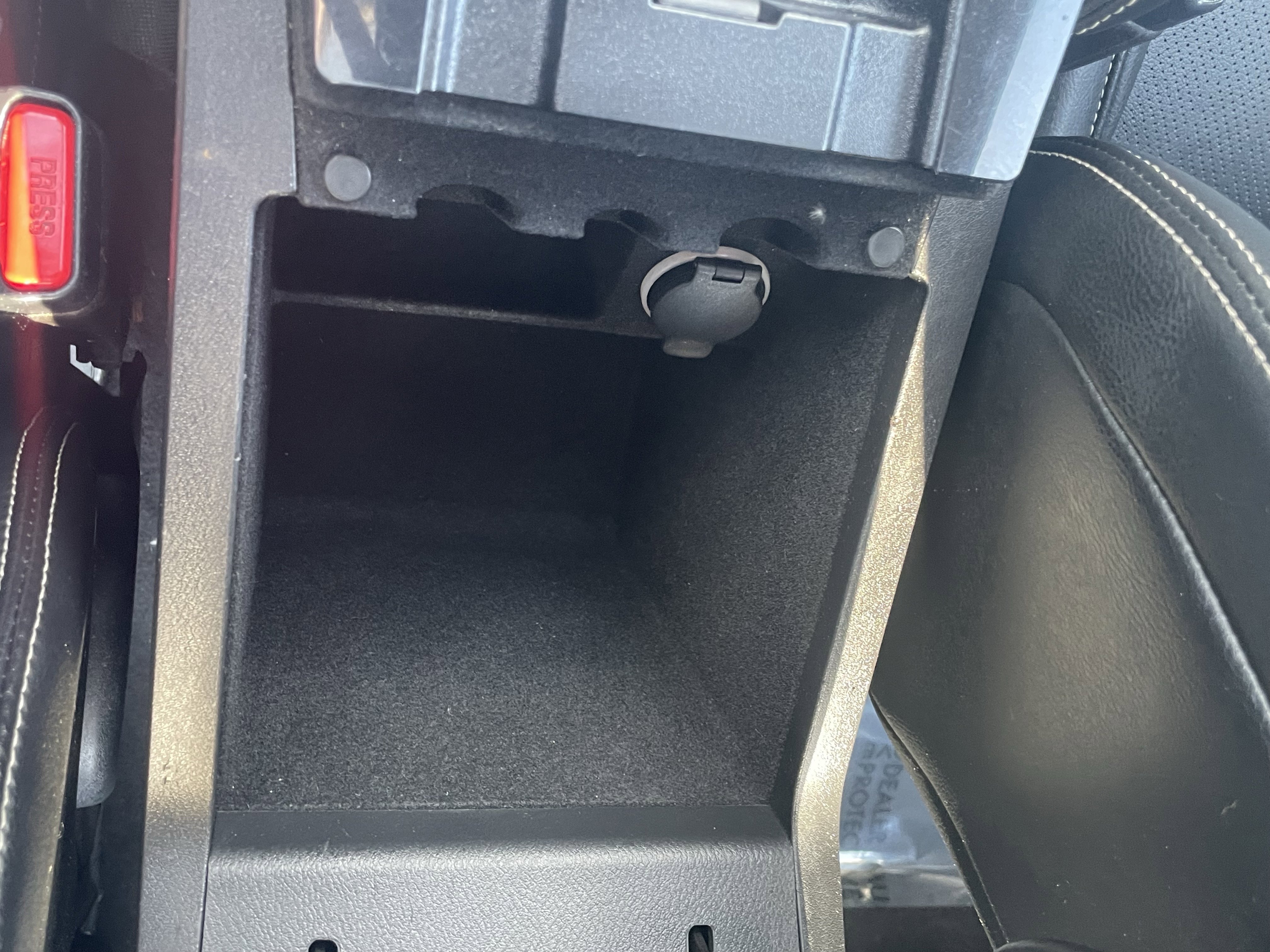 Used 2023 Nissan Maxima SL FWD image 25