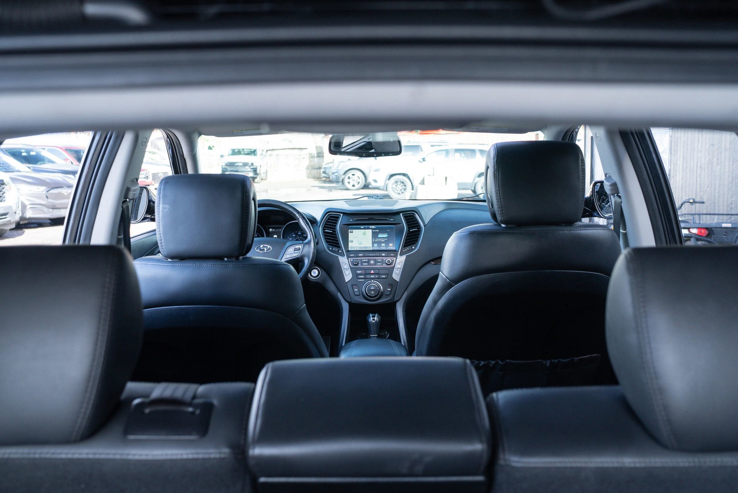 Used 2017 Hyundai Santa Fe Sport w/ 2.0T Ultimate Tech Package 05 image 19