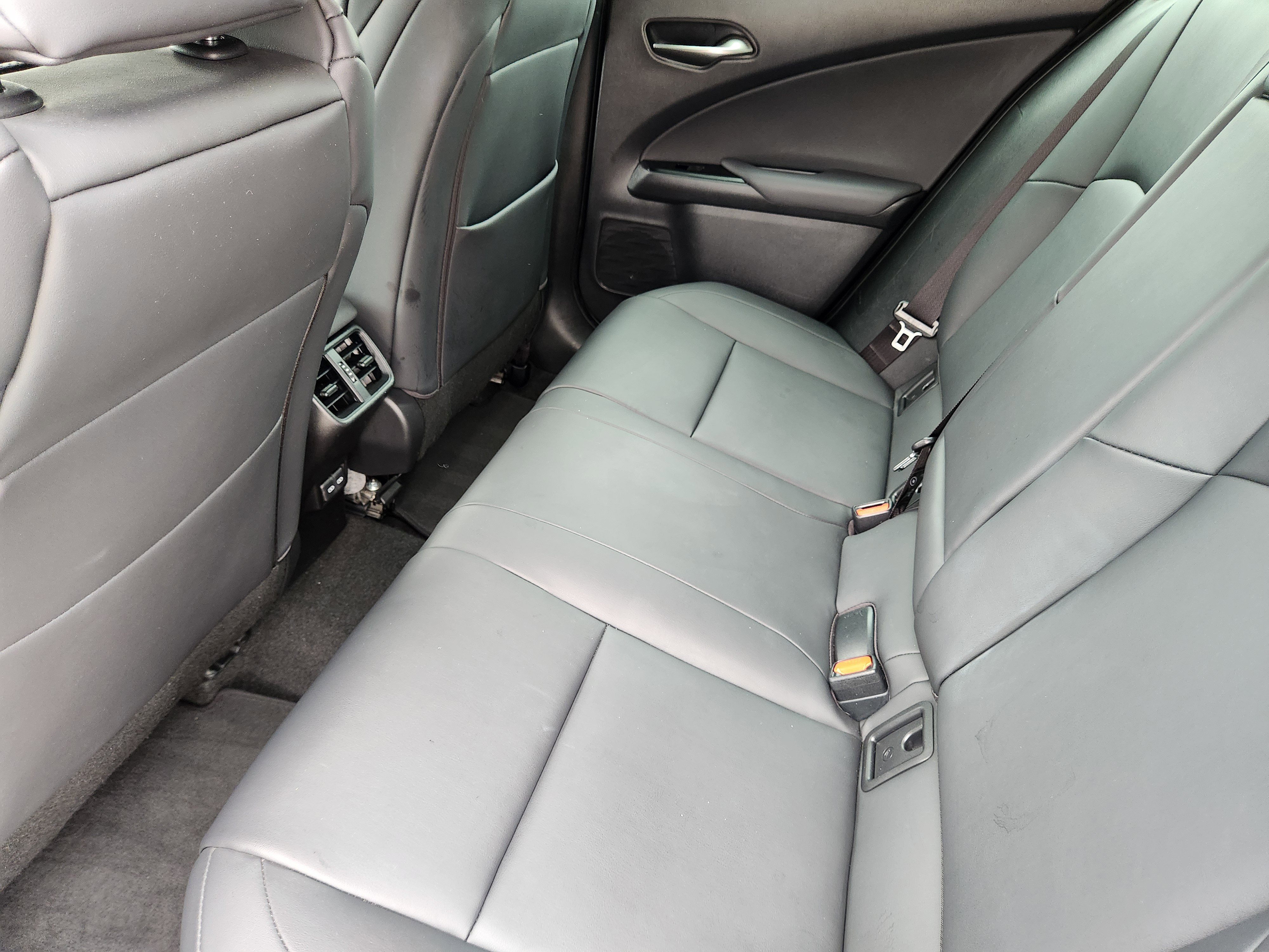 Used 2022 Lexus UX 250h F Sport w/ F Sport Premium Package image 38