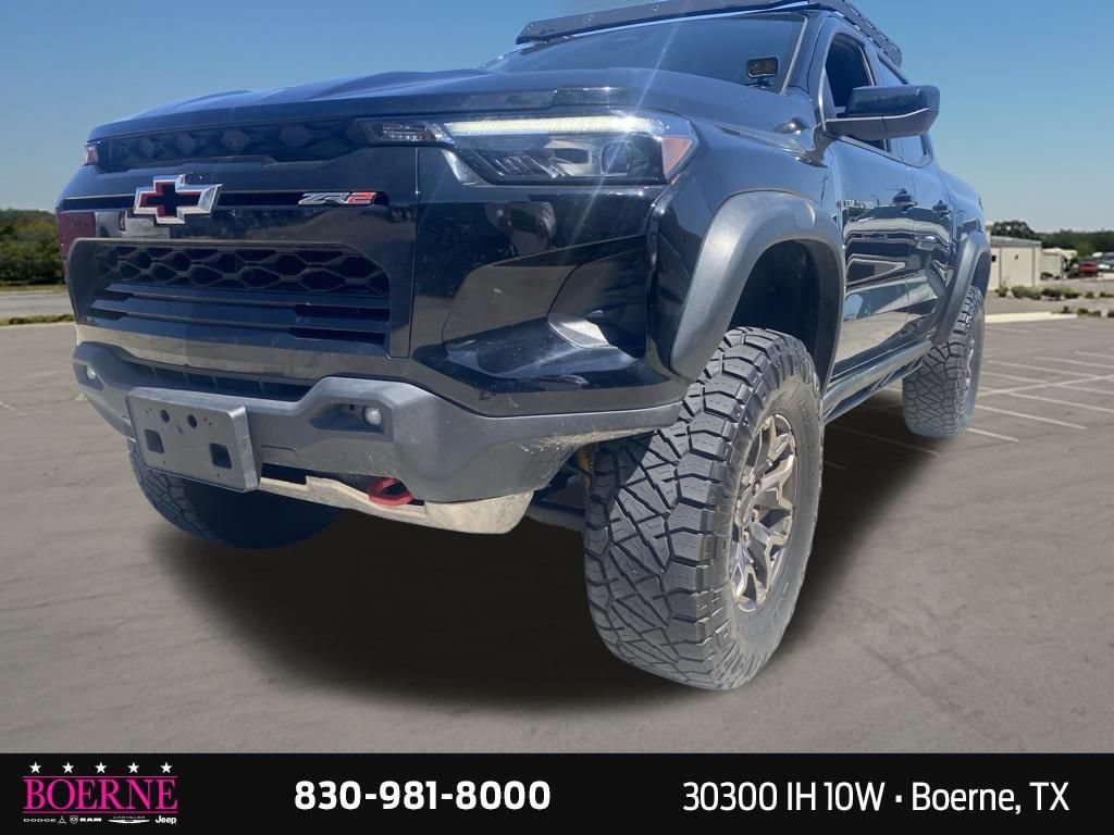 Used 2024 Chevrolet Colorado ZR2 w/ Safety Package AWD/4WD image 3