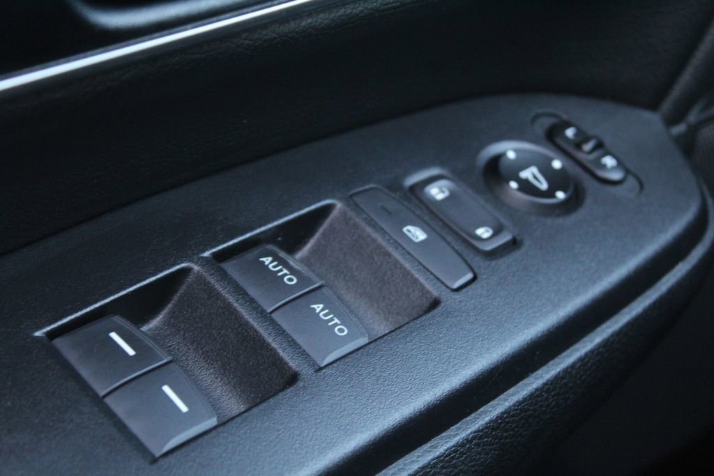 Used 2020 Honda CR-V EX image 32