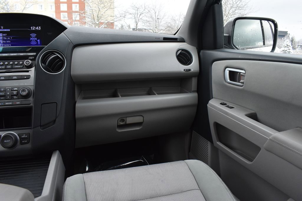 Used 2015 Honda Pilot SE image 13