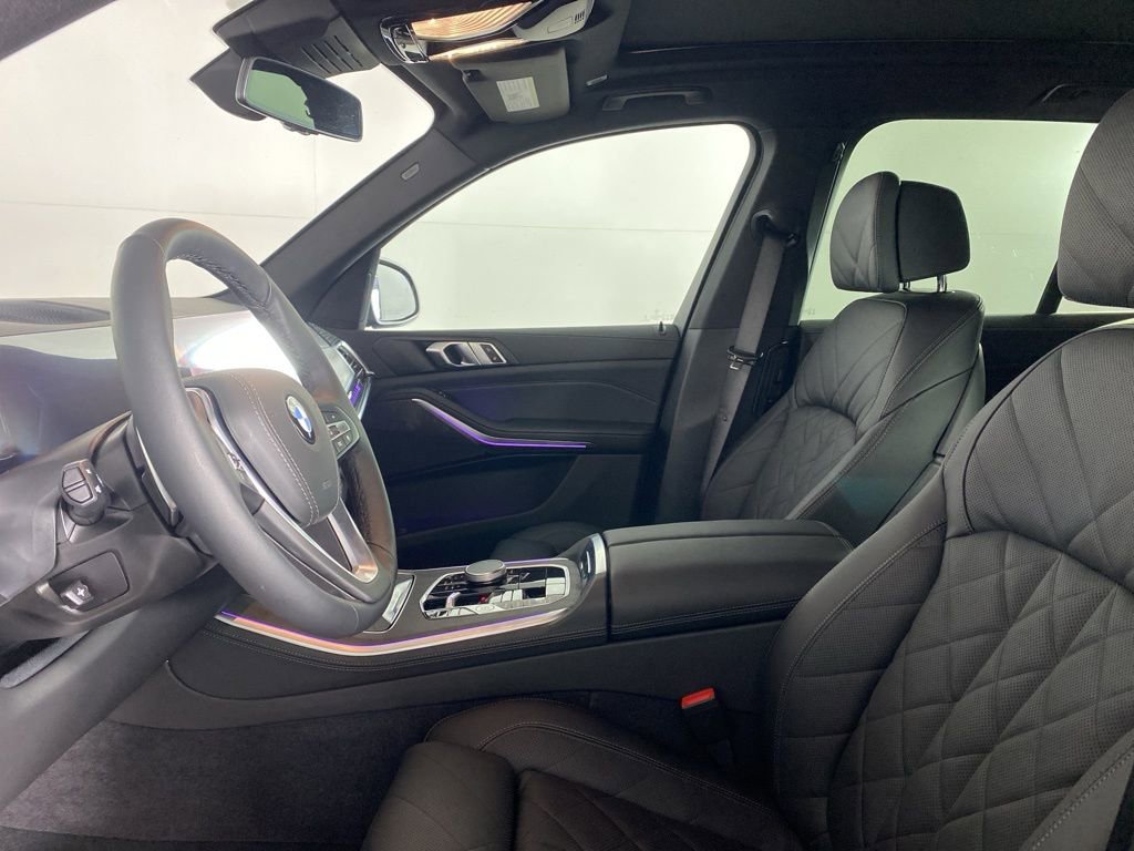 Used 2026 BMW X5 xDrive40i w/ Climate Comfort Package image 15