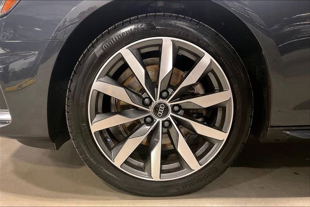 Used 2024 Audi A4 2.0T Premium w/ Convenience Package image 9