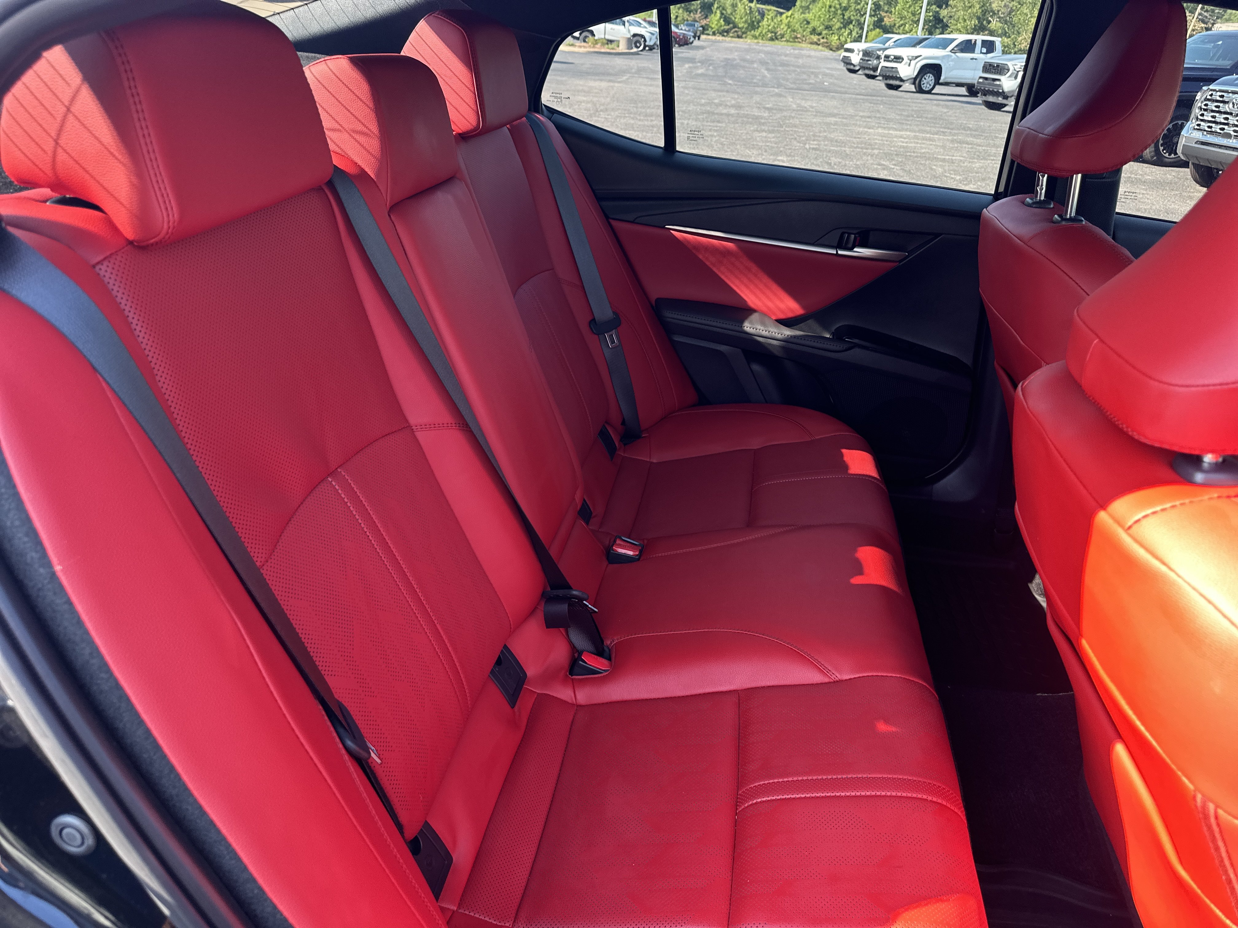 Used 2025 Toyota Camry XSE AWD/4WD image 30