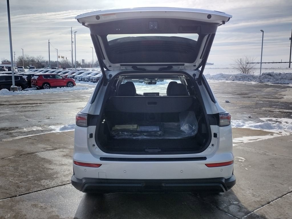 New 2026 Mitsubishi Outlander Trail Edition image 18