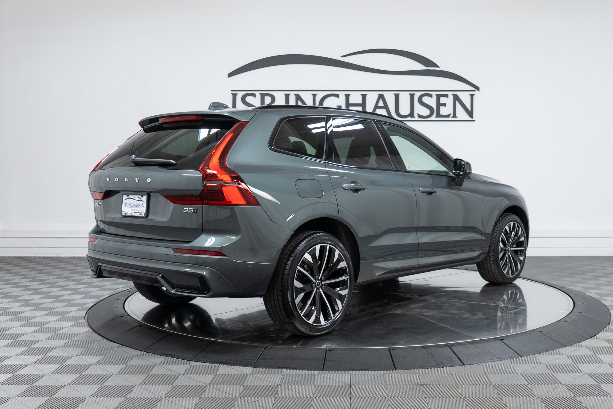 New 2027 Volvo XC60 B5 Ultra AWD/4WD image 5