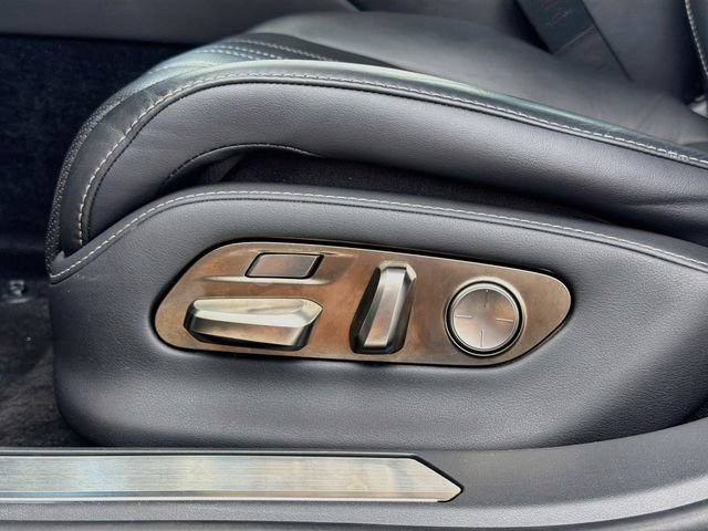 Used 2018 Lexus LS 500 w/ Interior Upgrade Package RWD image 25